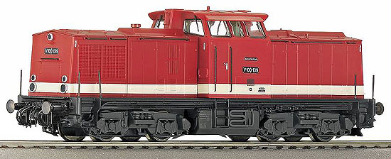 Diesel locomotive V 100<br /><a href='images/pictures/Roco/62942.jpg' target='_blank'>Full size image</a>